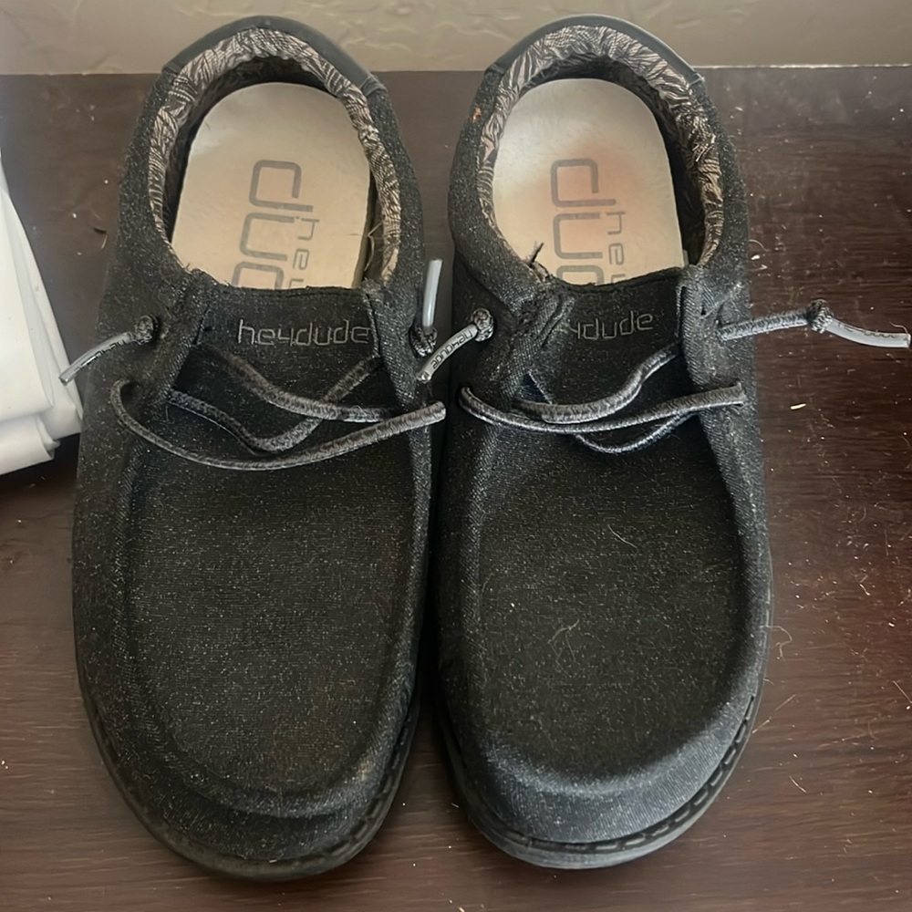 GUC Hey Dudes Y4. My son wore them to church a few times.